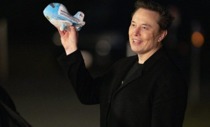 Musk anunță lansarea a mii de nave Starship spre Marte, din doi în doi ani. Totul va începe chiar de anul viitor