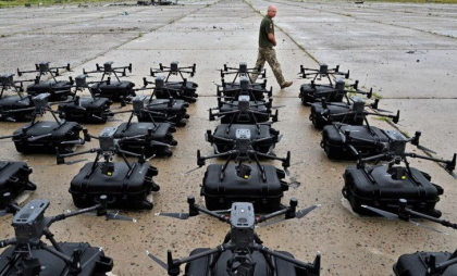 Ucraina a folosit pentru prima oară în luptă o „dronă mamă” cu inteligență artificială. Cum funcționează noua strategie - VIDEO