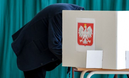 Prezență mare la turul al doilea al prezidențialelor din Polonia. Viziunile pro-UE și MAGA se ciocnesc duminică la urne
 Prezență mare la turul al doilea al prezidențialelor din Polonia. Viziunile pro-UE și MAGA se ciocnesc duminică la urne