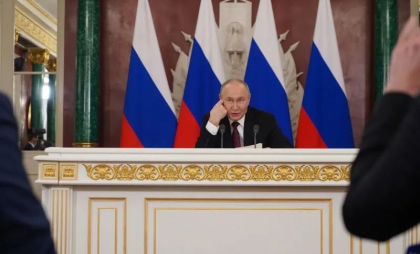 Operațiunea „pânza de păianjen” a provocat „furie și alarmă” la Kremlin, spun oficiali americani care se tem de „un răspuns semnificativ” din partea Rusiei
Operațiunea „pânza de păianjen” a provocat „furie și alarmă” la Kremlin, spun oficiali americani care se tem de „un răspuns semnificativ” din partea Rusiei
