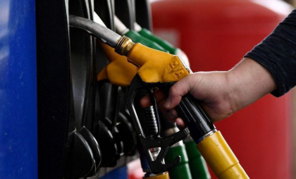 Benzina se scumpește, iar motorina se ieftinește. Noile prețuri stabilite de ANRE pentru carburanți - FOTO