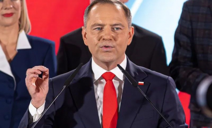 Noul președinte al Poloniei vrea consolidarea Grupului de la Vișegrad și consideră Ungaria „un partener foarte important”