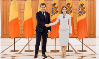 Maia Sandu, după întrevederea cu Nicușor Dan, la Chișinău: „Moldova își va câștiga locul în familia europeană, la adăpost, iar România ne este alături” - FOTO Maia Sandu, după întrevederea cu Nicușor Dan, la Chișinău: „Moldova își va câștiga locul în familia europeană, la adăpost, iar România ne este alături” - FOTO