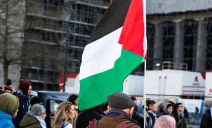 Proteste la Bruxelles, după ce Israel a blocat o navă care voia să ajungă în Gaza cu ajutoare umanitare - VIDEO
Proteste la Bruxelles, după ce Israel a blocat o navă care voia să ajungă în Gaza cu ajutoare umanitare - VIDEO