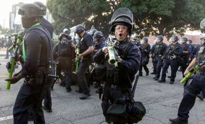 De ce protestele din Los Angeles sunt „un avertisment pentru țările care cochetează cu populismul” De ce protestele din Los Angeles sunt „un avertisment pentru țările care cochetează cu populismul”