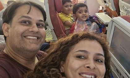 Un medic a murit în accidentul aviatic din India cu întreaga sa familie. Urma să se stabilească în Londra. Ultima lor fotografie în aeronavă - FOTO Un medic a murit în accidentul aviatic din India cu întreaga sa familie. Urma să se stabilească în Londra. Ultima lor fotografie în aeronavă - FOTO