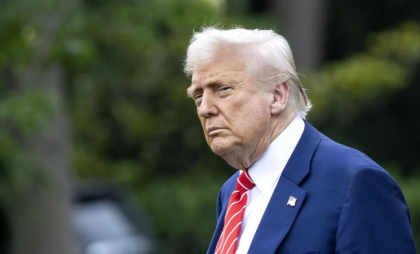 Trump: Armata americană este în stare de alertă ridicată. SUA sunt pregătite să se apere și să apere și Israelul dacă Iranul ripostează Trump: Armata americană este în stare de alertă ridicată. SUA sunt pregătite să se apere și să apere și Israelul dacă Iranul ripostează