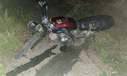 Accident la Dubăsari. Un copil de 7 ani, lovit de o motocicletă, condusă de un adolescent