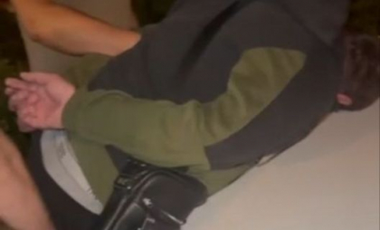Un bărbat din Bălți - reținut, după ce ar fi indus în eroare o persoană, cauzându-i un prejudiciu financiar în sumă de 800 mii de lei. Cum s-a întâmplat totul 