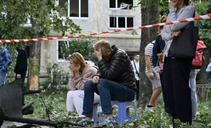 Atac aerian absolut masiv asupra Ucrainei, cu 440 de drone și 32 de rachete. Cel puțin 14 morți și zeci de răniți în Kiev. Zelenski: Ceea ce fac rușii este pur și simplu terorism - VIDEO Atac aerian absolut masiv asupra Ucrainei, cu 440 de drone și 32 de rachete. Cel puțin 14 morți și zeci de răniți în Kiev. Zelenski: Ceea ce fac rușii este pur și simplu terorism - VIDEO