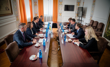 O nouă rundă de consultări politice interministeriale moldo-ucrainene a avut loc la Kiev. Ce subiecte au fost abordate și care sunt oficialii care au participat la discuții - FOTO O nouă rundă de consultări politice interministeriale moldo-ucrainene a avut loc la Kiev. Ce subiecte au fost abordate și care sunt oficialii care au participat la discuții - FOTO