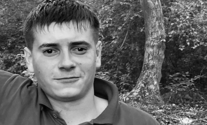 A plecat de acasă pe 6 iunie și nu s-a mai întors. Poliția cere ajutorul cetățenilor pentru a găsi un tânăr din Micăuți A plecat de acasă pe 6 iunie și nu s-a mai întors. Poliția cere ajutorul cetățenilor pentru a găsi un tânăr din Micăuți