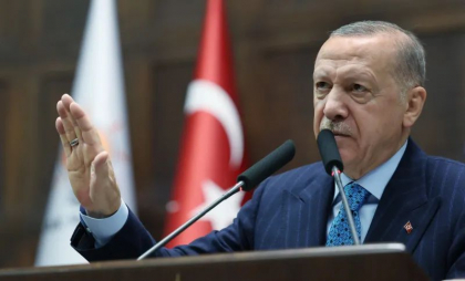 Erdogan afirmă că Iranul are dreptul să se apere împotriva atacurilor „nebunești” israeliene și îl compară pe Netanyahu cu un dictator
Erdogan afirmă că Iranul are dreptul să se apere împotriva atacurilor „nebunești” israeliene și îl compară pe Netanyahu cu un dictator