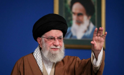 Ce decizie a luat liderul suprem al Iranului, Ali Khamenei, după ce Donald Trump i-a cerut să se „predea necondiţionat”
Ce decizie a luat liderul suprem al Iranului, Ali Khamenei, după ce Donald Trump i-a cerut să se „predea necondiţionat”