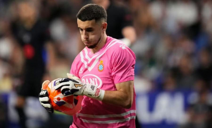 Oficial! Barcelona și-a luat portar nou. Ce se întâmplă cu Ter Stegen și Szczeczny Oficial! Barcelona și-a luat portar nou. Ce se întâmplă cu Ter Stegen și Szczeczny