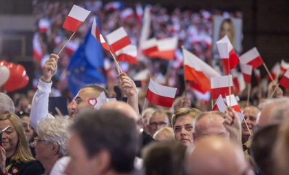 Polonia pregăteşte un plan de evacuare a operelor sale de artă în cazul unei invazii ruse
Polonia pregăteşte un plan de evacuare a operelor sale de artă în cazul unei invazii ruse