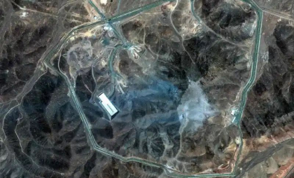 „Nu e complet distrus, indiferent ce spun americanii”. Marile semne de întrebare după atacul SUA asupra programului nuclear iranian „Nu e complet distrus, indiferent ce spun americanii”. Marile semne de întrebare după atacul SUA asupra programului nuclear iranian