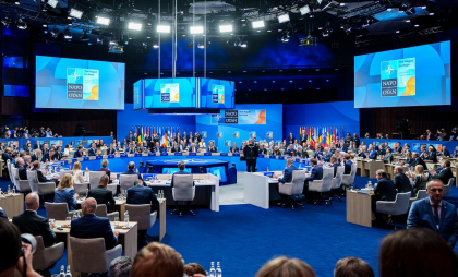 Declarația adoptată la Haga de liderii NATO: Aliații se angajează să investească anual câte 5% din PIB pentru apărare
