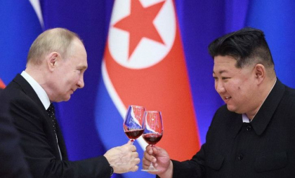 Kim Jong Un îi va trimite și mai mulți soldați lui Vladimir Putin în lunile următoare, avertizează Seulul
Kim Jong Un îi va trimite și mai mulți soldați lui Vladimir Putin în lunile următoare, avertizează Seulul