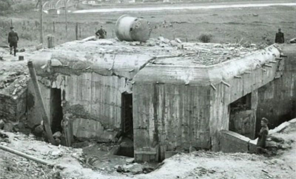 Un fotograf rus a cules informații din cărți și documente publice despre buncărele sovietice și le-a dat unui jurnalist american. Statul rus l-a condamnat pentru trădare
