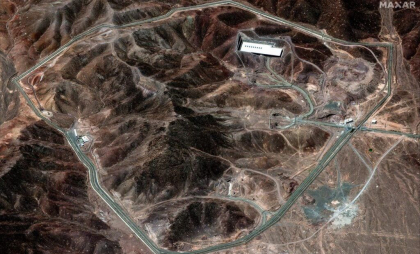 Franţa va face propria evaluare a daunelor suferite de instalaţiile nucleare iraniene, spune Emmanuel Macron
Franţa va face propria evaluare a daunelor suferite de instalaţiile nucleare iraniene, spune Emmanuel Macron