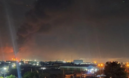 Iranul anunță că și-a redeschis parțial spațiul aerian
Iranul anunță că și-a redeschis parțial spațiul aerian