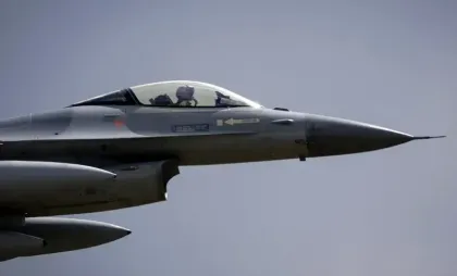 Ucraina, sub asediu total. Atac aerian masiv, un avion de vânătoare F-16 doborât Ucraina, sub asediu total. Atac aerian masiv, un avion de vânătoare F-16 doborât