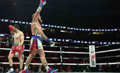 YouTuberul Jake Paul, victorios într-un meci la categoria cruiser contra lui Julio Cesar Chavez Jr.
