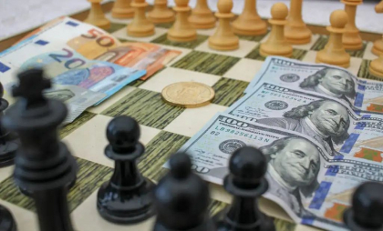 Dolarul american a înregistrat cel mai slab început de an din 1973 încoace: „A fost un șoc”
Dolarul american a înregistrat cel mai slab început de an din 1973 încoace: „A fost un șoc”