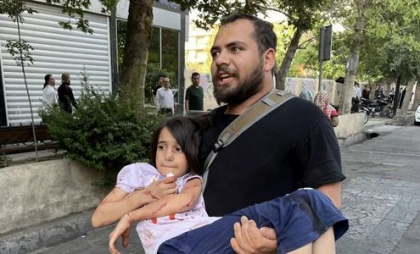 Cel puţin 935 de morți în Iran, printre care 132 de femei şi 38 de copii, în urma războiului de 12 zile cu Israelul
Cel puţin 935 de morți în Iran, printre care 132 de femei şi 38 de copii, în urma războiului de 12 zile cu Israelul