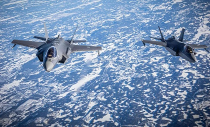 Avioane de vânătoare F-35, trimise în Polonia de un stat fondator NATO ca să protejeze un obiectiv-cheie pentru Ucraina
Avioane de vânătoare F-35, trimise în Polonia de un stat fondator NATO ca să protejeze un obiectiv-cheie pentru Ucraina