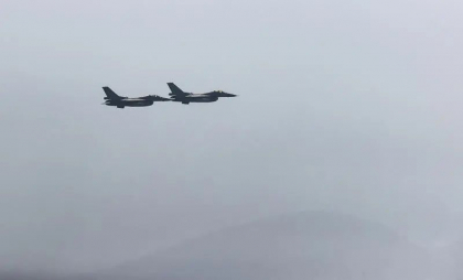 România a ridicat de la sol două avioane de luptă F-16, după atacuri rusești la graniță
România a ridicat de la sol două avioane de luptă F-16, după atacuri rusești la graniță