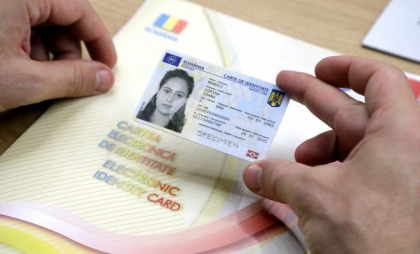 Peste 1.700 de persoane din spațiul ex-sovietic ar fi beneficiat de rețeaua fabricare a documentelor românești. Alte 93 de percheziții la instituții publice și persoane fizice Peste 1.700 de persoane din spațiul ex-sovietic ar fi beneficiat de rețeaua fabricare a documentelor românești. Alte 93 de percheziții la instituții publice și persoane fizice