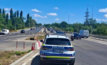 A fost redeschisă circulația rutieră pe podul de pe șoseaua Balcani, dar și pe pasajul rutier peste calea ferată