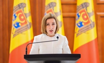 Atenție, FALS. Maia Sandu n-a semnat un decret potrivit căruia polițiștii sau funcționarii publici pot folosi forța și arme de foc pentru asigurarea ordinii publice - FOTO Atenție, FALS. Maia Sandu n-a semnat un decret potrivit căruia polițiștii sau funcționarii publici pot folosi forța și arme de foc pentru asigurarea ordinii publice - FOTO