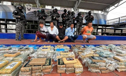 Captură uriașă în Ecuador: Trei tone de droguri ale mafiei albaneze, confiscate - VIDEO Captură uriașă în Ecuador: Trei tone de droguri ale mafiei albaneze, confiscate - VIDEO