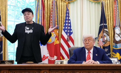 Reacția lui Trump după ce a aflat că Musk va înființa un al treilea partid: „A luat-o complet razna. Este ridicol” Reacția lui Trump după ce a aflat că Musk va înființa un al treilea partid: „A luat-o complet razna. Este ridicol”