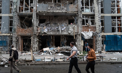 Cel puţin 4 morţi şi 36 de răniţi în atacuri cu drone şi artilerie ruse împotriva mai multor regiuni din Ucraina