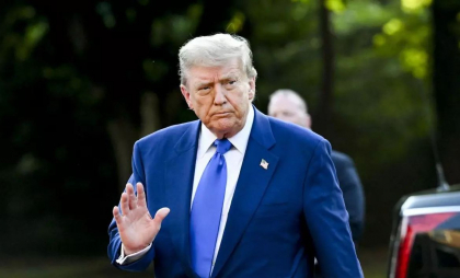 Președintele Trump, învinovățit pentru moartea a 81 de oameni, dintre care 28 de copii, în urma inundațiilor catastrofale din Texas
Președintele Trump, învinovățit pentru moartea a 81 de oameni, dintre care 28 de copii, în urma inundațiilor catastrofale din Texas