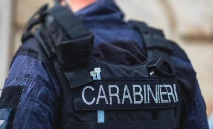 Un italian gelos a aruncat în aer apartamentul fostei sale iubite, o româncă. O persoană a murit în urma deflagrației
