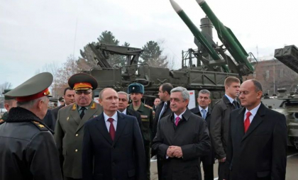 Rușii trimit militari din 4 armate combinate în țara care sfidează Moscova și se apropie de UE. Ordinul dat, interceptat de spionajul militar ucrainean Rușii trimit militari din 4 armate combinate în țara care sfidează Moscova și se apropie de UE. Ordinul dat, interceptat de spionajul militar ucrainean