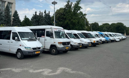 Transportatorii protestează în Piața Marii Adunări Naționale. Care sunt cerințele acestora - FOTO/VIDEO