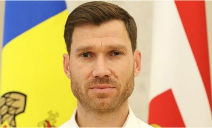 Numiri și demisii la Guvern. Oficiul Teritorial Chişinău are un șef adjunct nou. Cine este acesta
Numiri și demisii la Guvern. Oficiul Teritorial Chişinău are un șef adjunct nou. Cine este acesta
