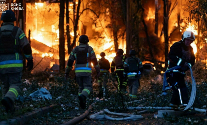 Atac masiv asupra Kievului, soldat cu doi morți și 13 răniți. Raidul aerian ar fi durat aproape 10 ore Atac masiv asupra Kievului, soldat cu doi morți și 13 răniți. Raidul aerian ar fi durat aproape 10 ore