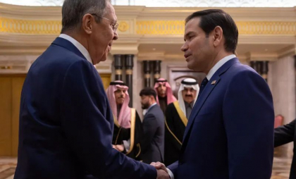 Marco Rubio se întâlnește față în față cu Serghei Lavrov, la câteva zile după ce Trump l-a criticat pe Putin
Marco Rubio se întâlnește față în față cu Serghei Lavrov, la câteva zile după ce Trump l-a criticat pe Putin