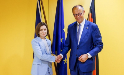 Președintele Maia Sandu, la întrevedere cu Cancelarul federal al Germaniei, Friedrich Merz: „Am discutat despre parteneriatul puternic dintre Moldova și Germania” Președintele Maia Sandu, la întrevedere cu Cancelarul federal al Germaniei, Friedrich Merz: „Am discutat despre parteneriatul puternic dintre Moldova și Germania”