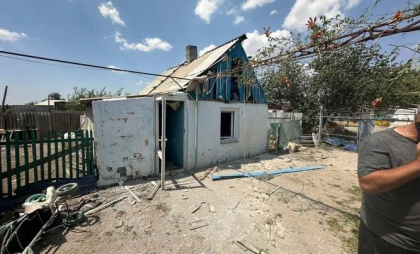 Un copil de un an din Herson, ucis în timp ce se juca în curte: Ucraina acuză Rusia de „vânătoare de civili” Un copil de un an din Herson, ucis în timp ce se juca în curte: Ucraina acuză Rusia de „vânătoare de civili”