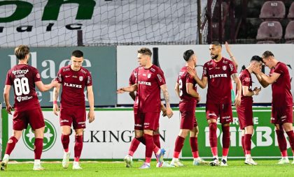 Victorie dramatică pentru CFR Cluj: Moldoveanul Virgiliu Postolachi a deschis scorul pentru formația lui Dan Petrescu, plasând mingea pe lângă portar
Victorie dramatică pentru CFR Cluj: Moldoveanul Virgiliu Postolachi a deschis scorul pentru formația lui Dan Petrescu, plasând mingea pe lângă portar