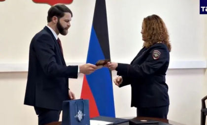 Americanul care a spionat pentru armata rusă din interiorul Ucrainei a primit pașaportul rusesc la Moscova - VIDEO