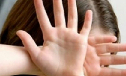 Ministerul Educației s-a autosesizat în cazul de agresiune între două adolescente: „Toleranță zero pentru violență”